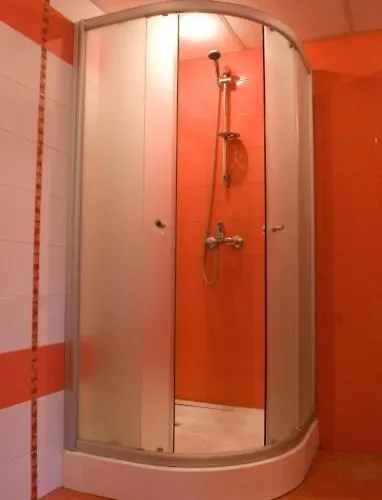 Chicho Tsane Konukevi 3*